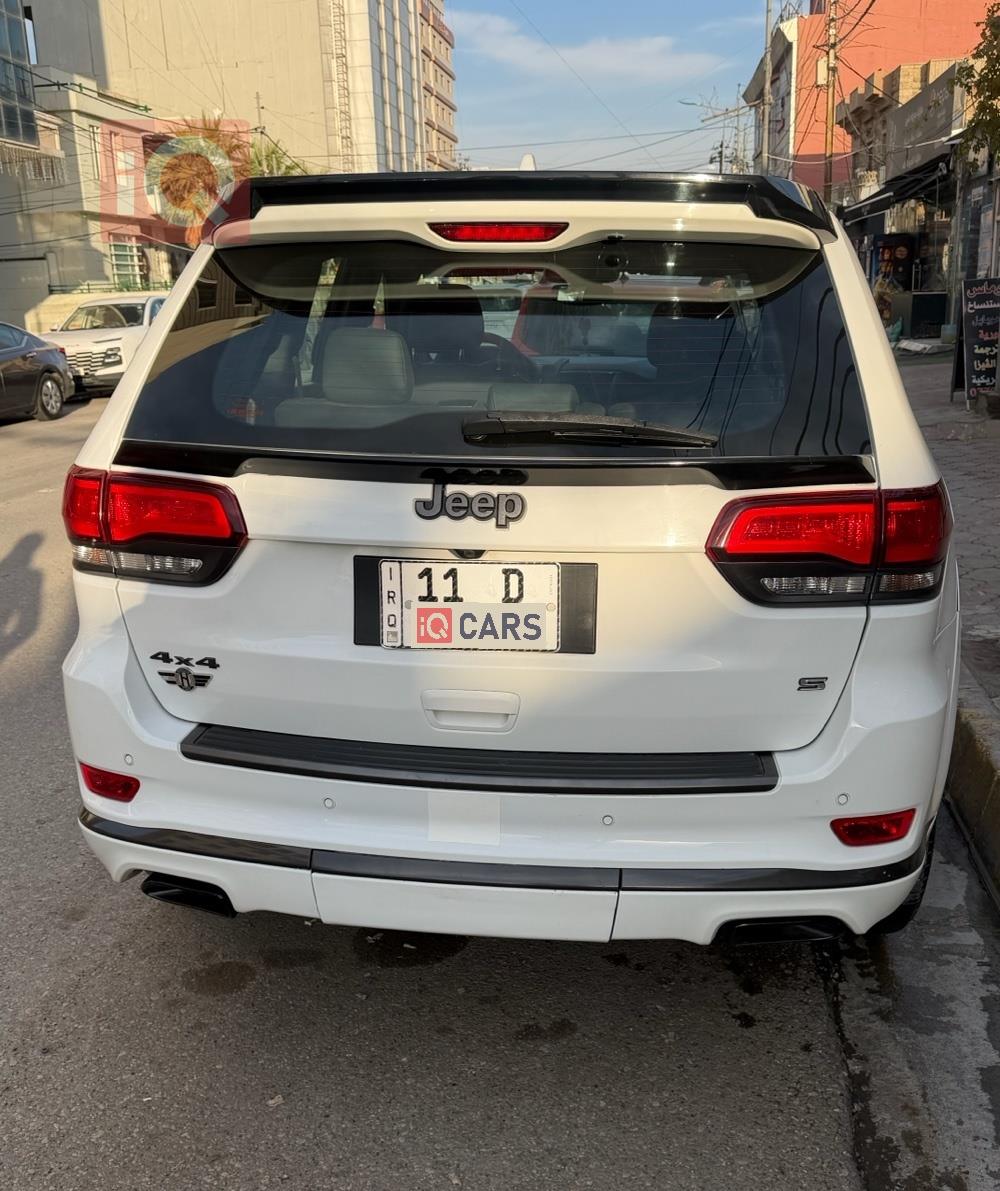 جيب جراند شيروكي